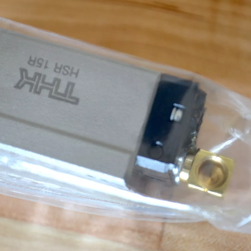 THK HSR15R1SSE (GK)